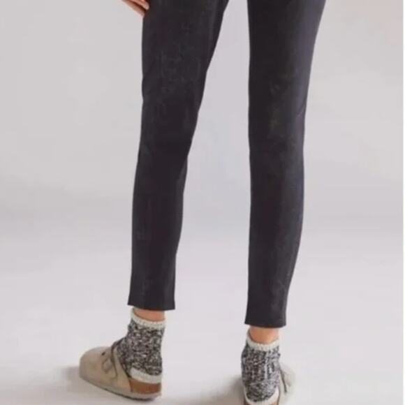 Anthropologie Charcoal Everyday Leggings - New - Size Small - Picture 2 of 8